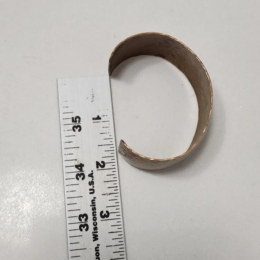 1970s Mexico Cobre Hammered Copper Cuff Bracelet 1